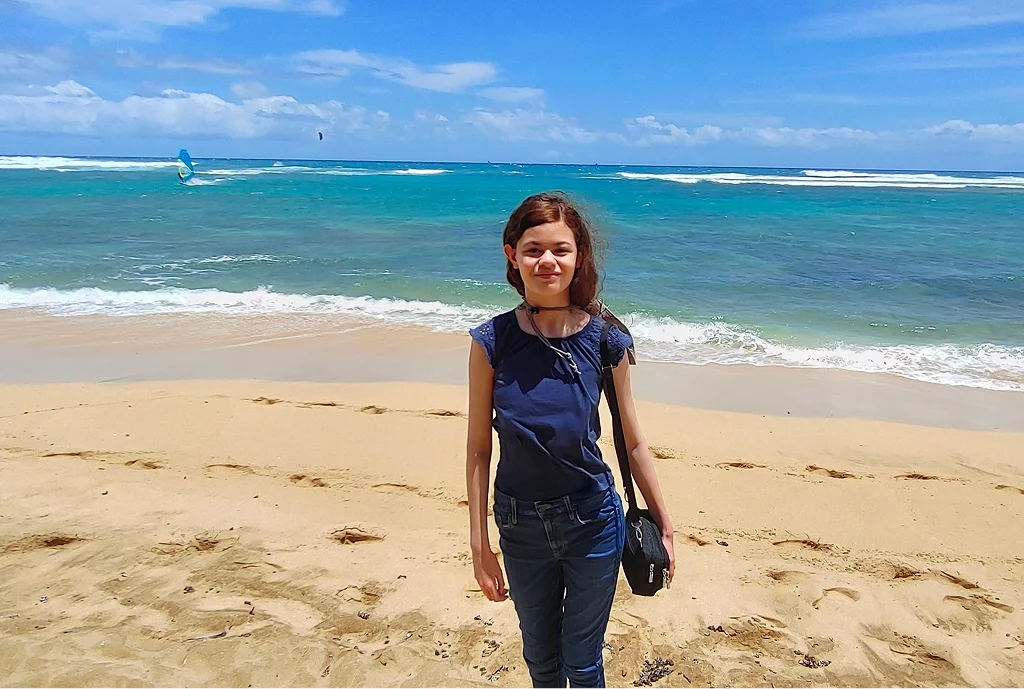 Cómo es la escuela en línea: un día de estudiante en la vida Preguntas y respuestas con Victoria