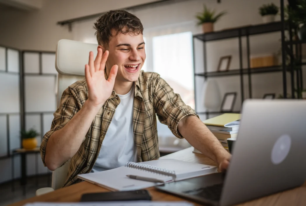 Is Online School Social for Middle and High School Students? 