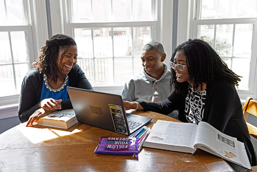 What to Know Before Enrolling Your Child in Online School (A Practical K-12 Guide) 