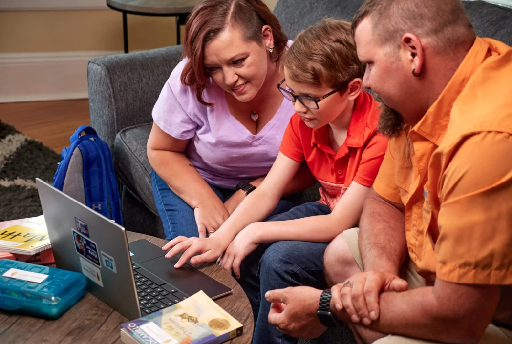 What Is the Midyear Online School Enrollment Process for Parents?